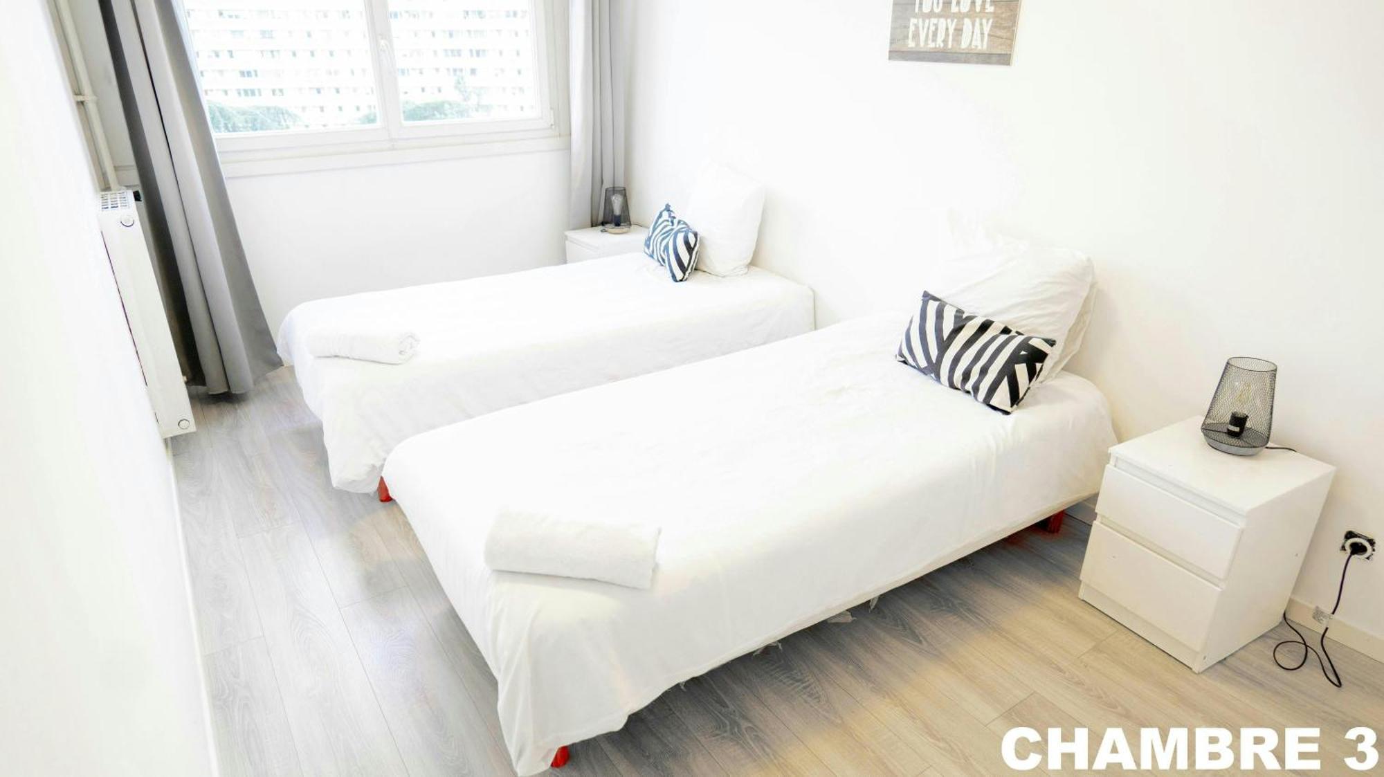 5 Chambres 3 Sdb Parking Gratuit - Ideal Groupe Кретей Экстерьер фото